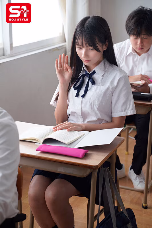榊原萌｜無口で大人しい女生徒なら体中を舐め回しても誰にも言わないんじゃないか？地味な図書委員は担任に舐め犯●れても抵抗できずイキまくる。 榊原萌｜S1 NO.1 STYLE｜snos00156